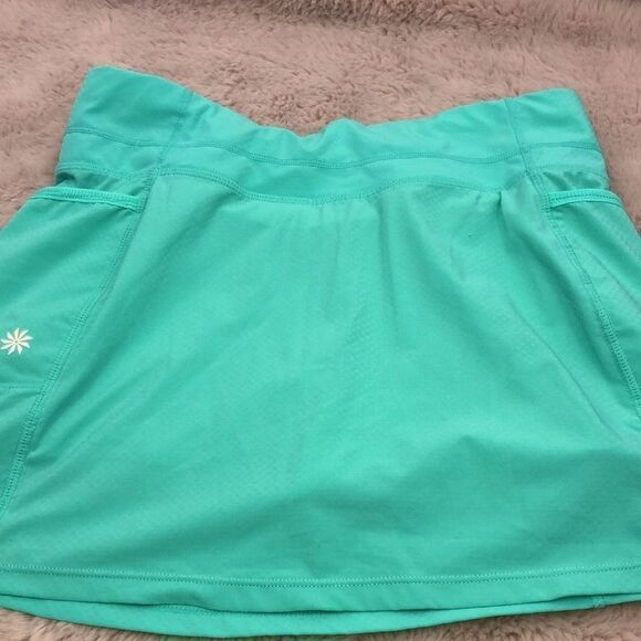 Athleta XS lime green skort with hip pockets - Picture 1 of 5